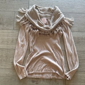Beige Tan Fringe Women's Sweater Romeo & Juliet Couture Medium western rodeo